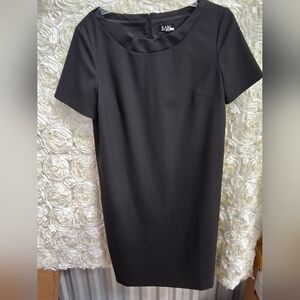 Elegant Black Midi Dress by